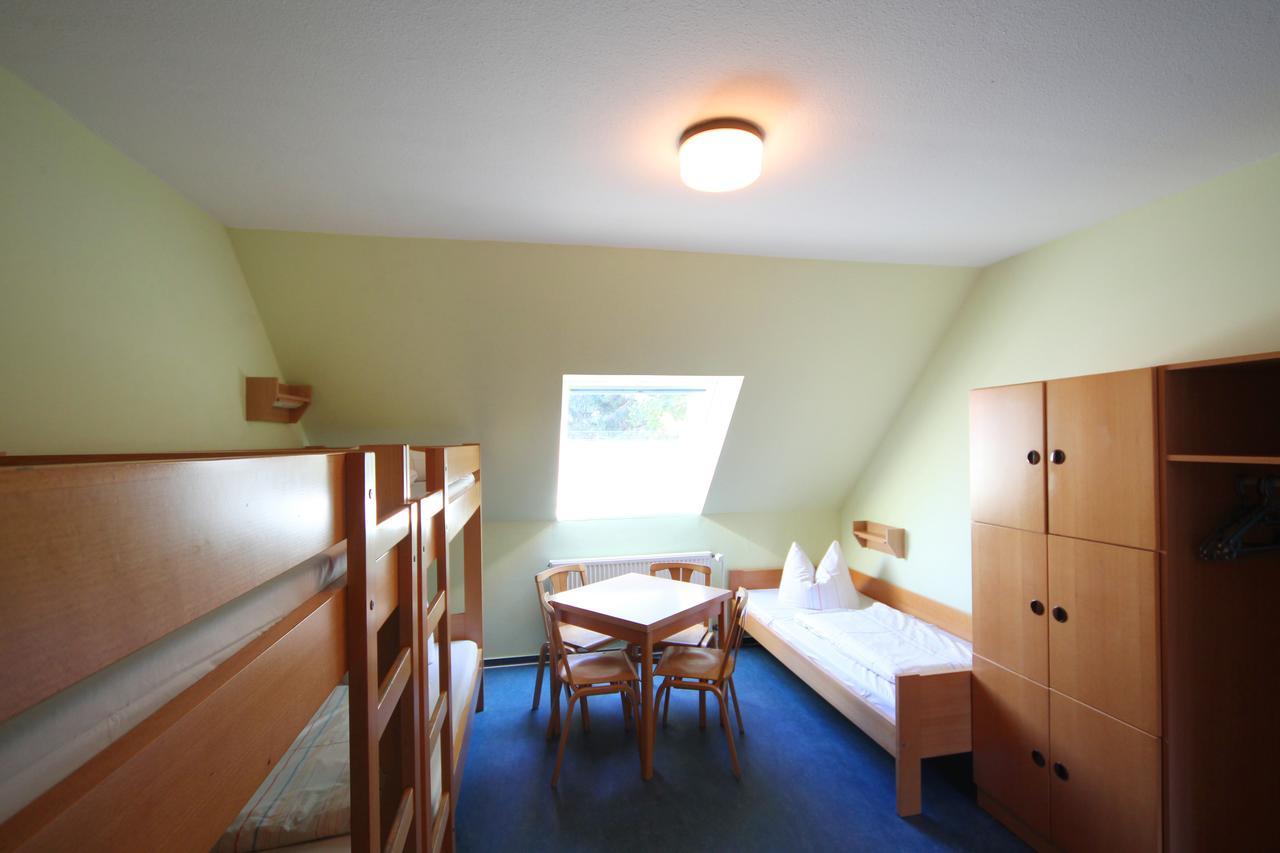 DJH Jugendherberge Born-Ibenhorst Zimmer foto